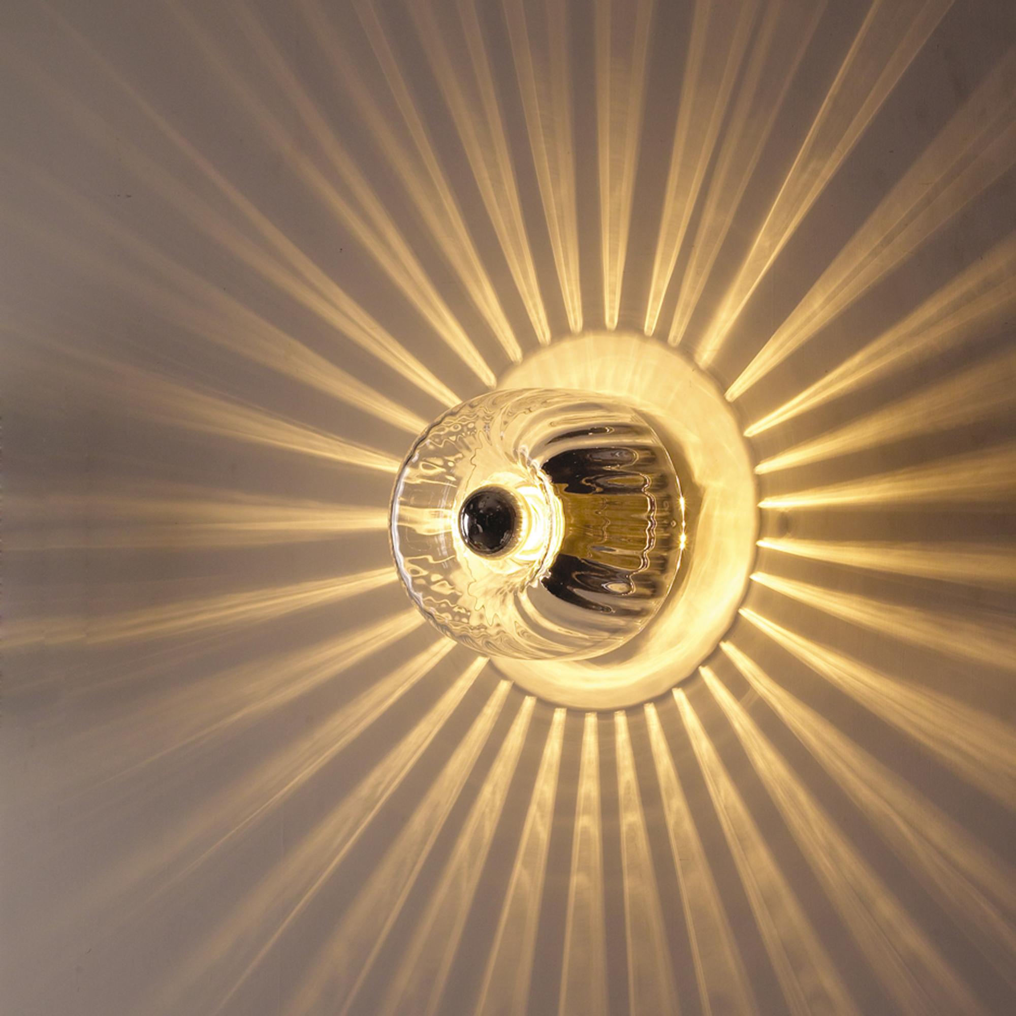 Здесь под желтым солнцем ламп. Бра Arte Lamp Interior. Бра 2812 a 2812/1. Светильник настенный. Светильник настенный лучи.
