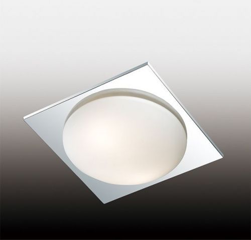 Светильник настенно-потолочный ODL BRIDO 2761/2C хром/стекло 2*40W E27 IP44